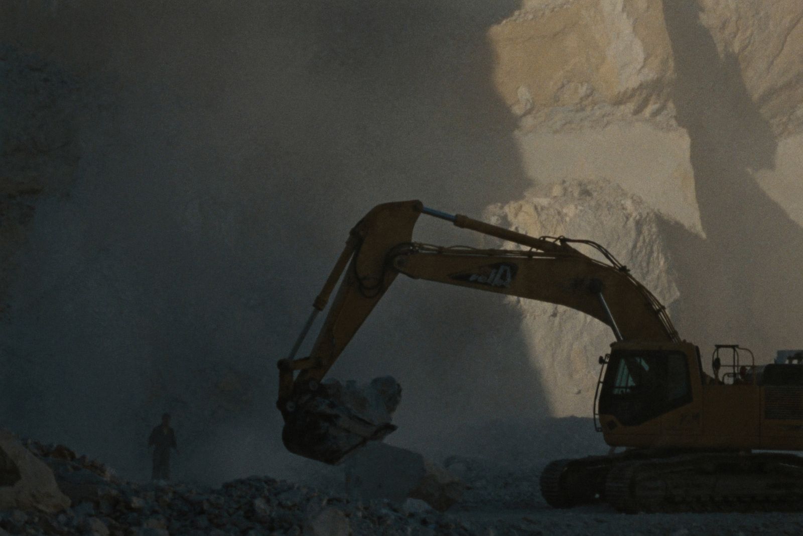 Hydraulic excavators, off-highway